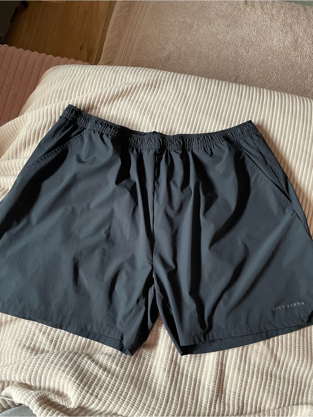 Cozy Earth Men's Day & Night Shorts in Black